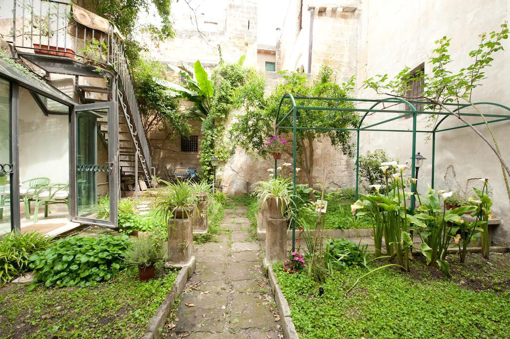 ليتشي Casa D'Artista Suite & Garden المظهر الخارجي الصورة